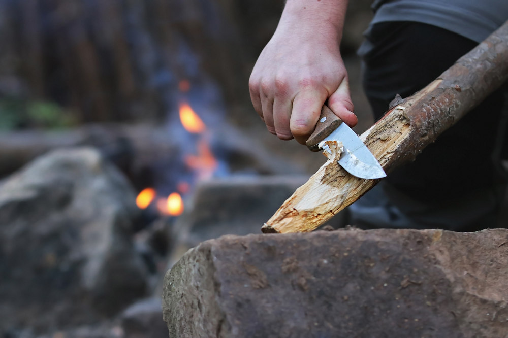 Knives & Blades